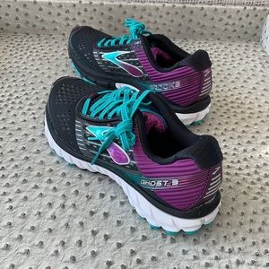 Brooks Ghost 9, Limited Edition, new in box, women’s size 6 D, wide